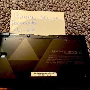 Limited Anniversary edition Legend of Zelda A Link to the Past Nintendo 3DSXL